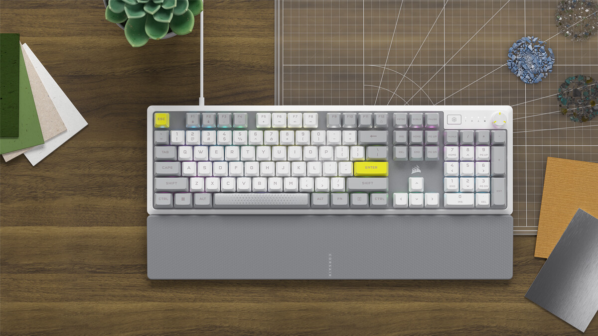 The gaming keyboard, K70 CORE SE, has been launched by CORSAIR.